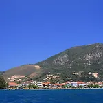 Ξενοδοχείο Athos 2*