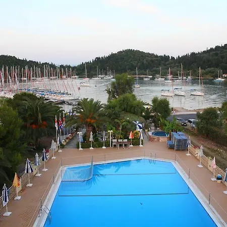 Athos 2* Nidrí